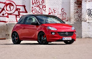 Lille, sjælden og god til at gøre sine ejere glade: Opel Adam.