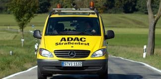 Havari: Fossilbiler har brug for vejhjælp meget oftere end elbiler