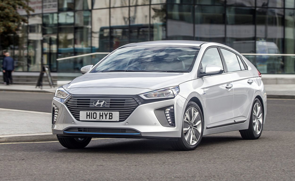 Hyundai har billigste hybrid - Hvilkenbil.dk