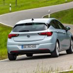 Opel-Astra-2020-bag