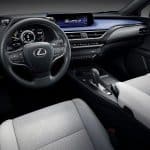 Lexus-UX_300e-kab