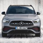 Mercedes-Benz-GLA-2021-front