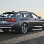 BMW-5-Series_Touring-2021