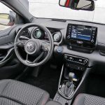 yaris_interior