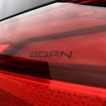 Cupra Born skilt uden lys