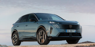 Batterimangel stopper produktion af elbiler med lang rækkevidde Peugeot e-3008