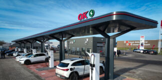 Ladeoperatør: Elbil-ejere betaler alt for meget for 'fri opladning' ladestandere