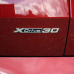 BMW iX2 skilt