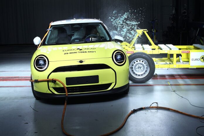 Euro NCAP Mini Cooper E