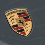 Porsche Macan logo