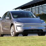 Tesla Model Y 2025 sol
