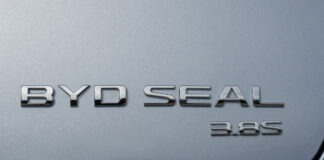 Kina vil begrænse elbilers hurtige acceleration