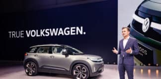 VW-chef: Slut med små fossilbiler - fremtiden er elektrisk