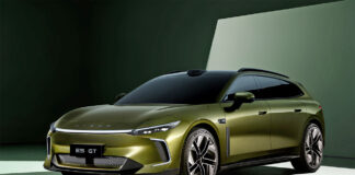 På vej til Danmark - Exlantix viser tredje model