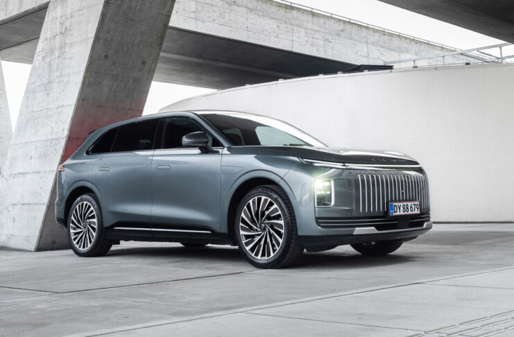 Første tur i ny kæmpe-kineser med store ambitioner