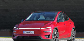 Test: Tesla Model Y Performance er mest for fans