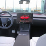 Tesla Model Y Per kab