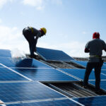 Installing,A,Solar,Cell,On,A,Roof