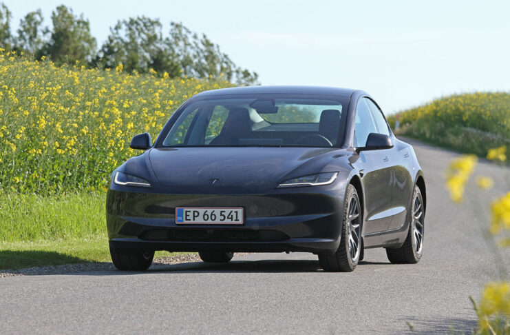 Test: Den billigste Tesla er på mange måder den bedste biltest model 3 billigste