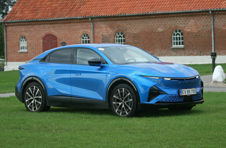 Test: Alpine A390 er letfodet med punch som en sværvægtsbokser