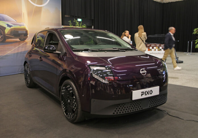 Nissan Pixo messe