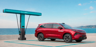 På vej: BYD Atto 8 med syv sæder og ekstrem hurtig opladning BYD Atto 8